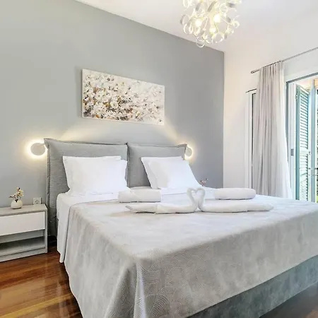 House Corfu Apartman Línia